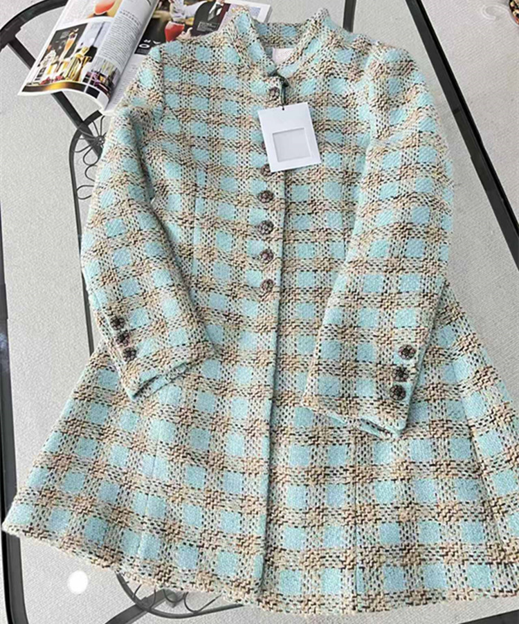 Summer Clothing In Winter - تخصيص ملابس نسائية أوروبية بتصاميم صيفية