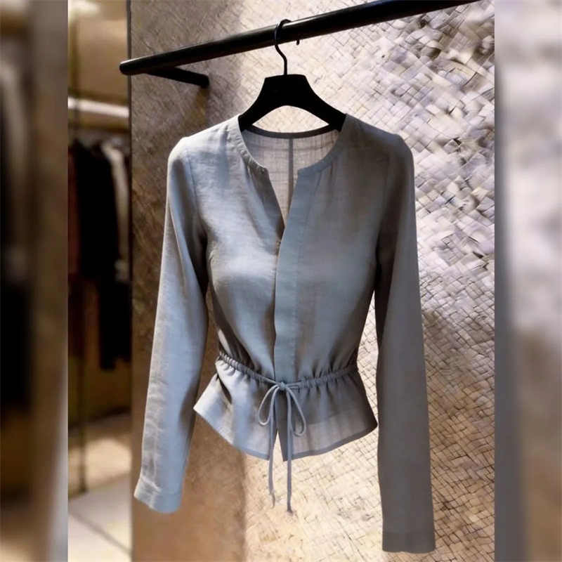Summer Clothing For 70 Year Old Woman - بلوزة نسائية رمادية أنيقة للغاية، تصميم