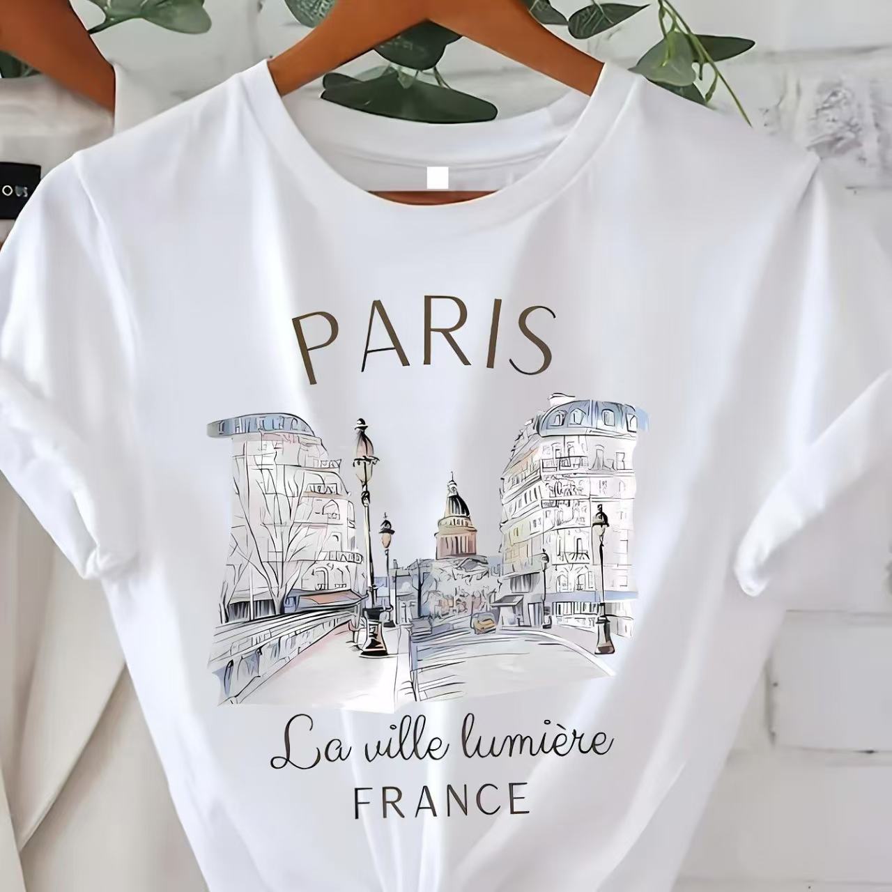 تي شيرت نسائي أبيض مطبوع عليه  - مراجعة Summer Clothing In Paris وسعره