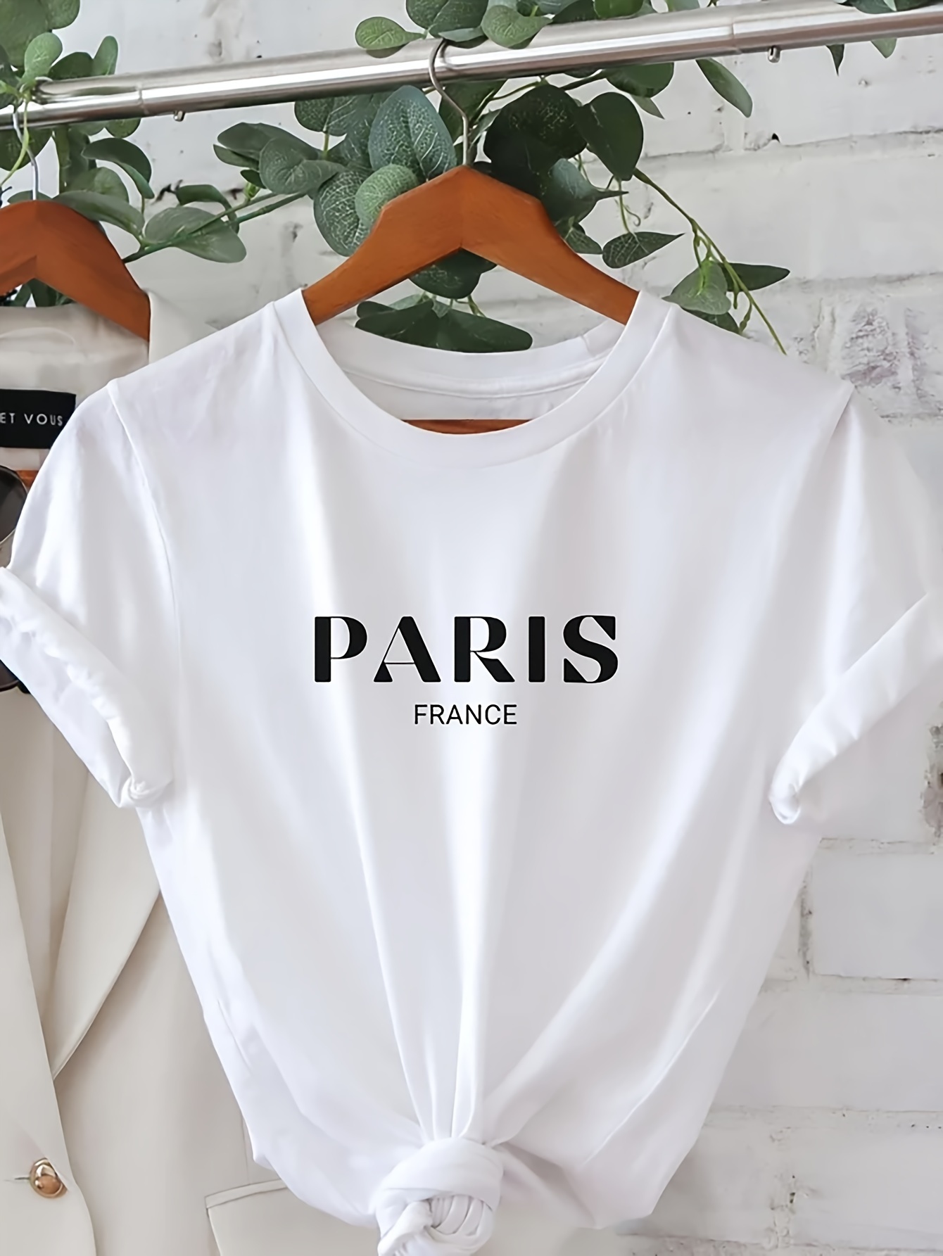 تي شيرت نسائي كاجوال بأكمام قص - مراجعة Summer Clothing In Paris وسعره