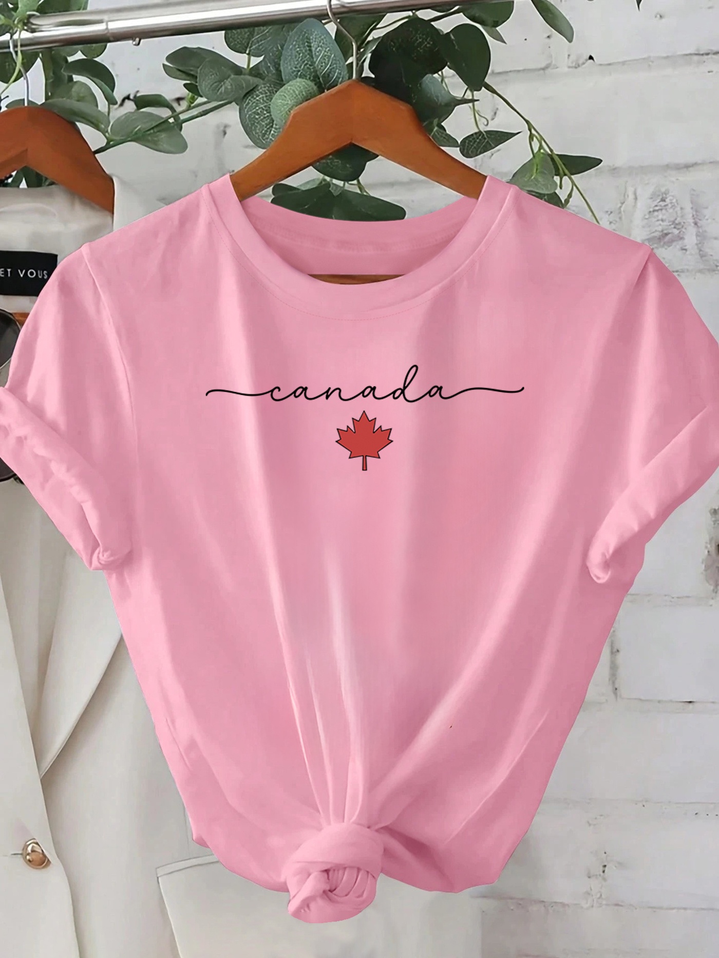 كندا مابل ليف مطبوعة المرأة تي - مراجعة Summer Clothing Women Canada وسعره