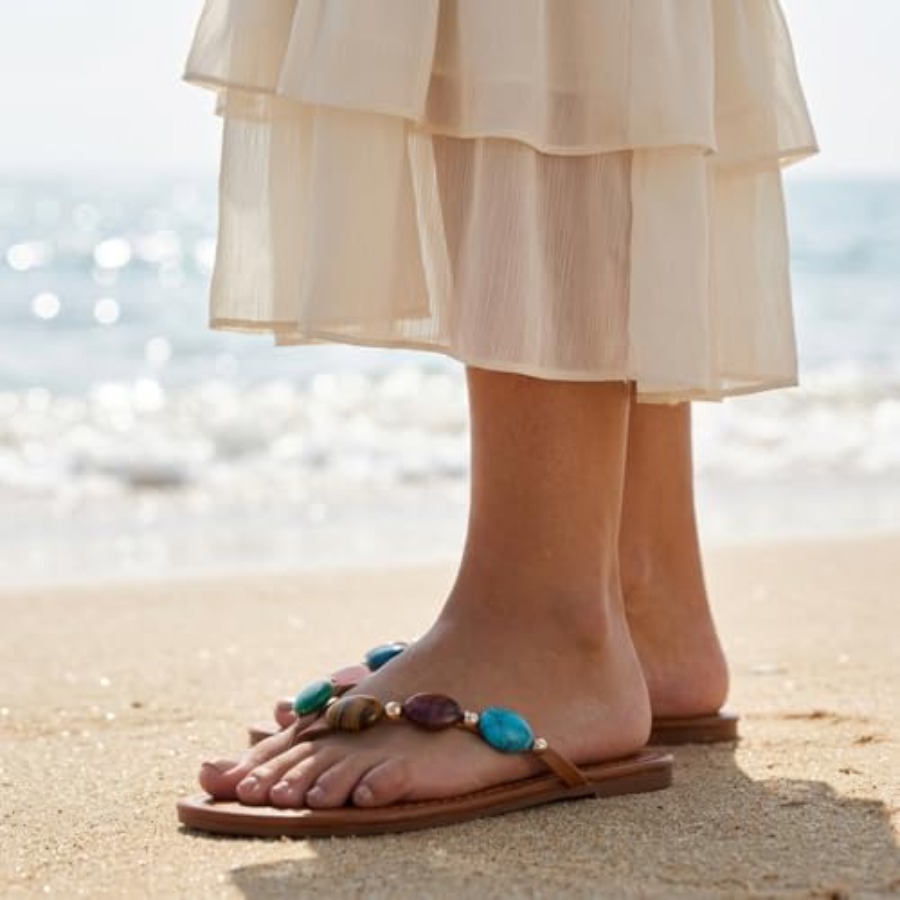 صنادل نسائية مرصعة بالجواهر، ص - مراجعة Flip Flop Jeweled وسعره